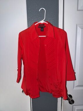 Antilia ❤️Femme Bay Red Button Front Top